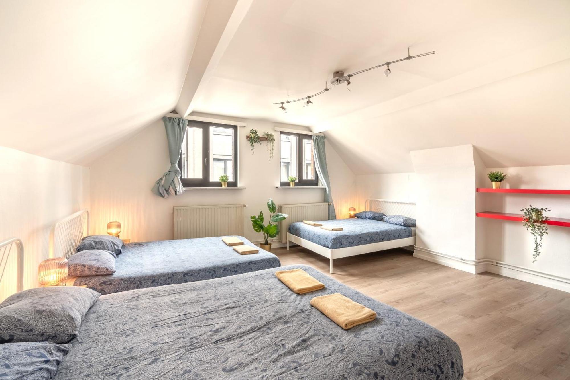 Authentic Apartments In The Center Of Anversa Esterno foto