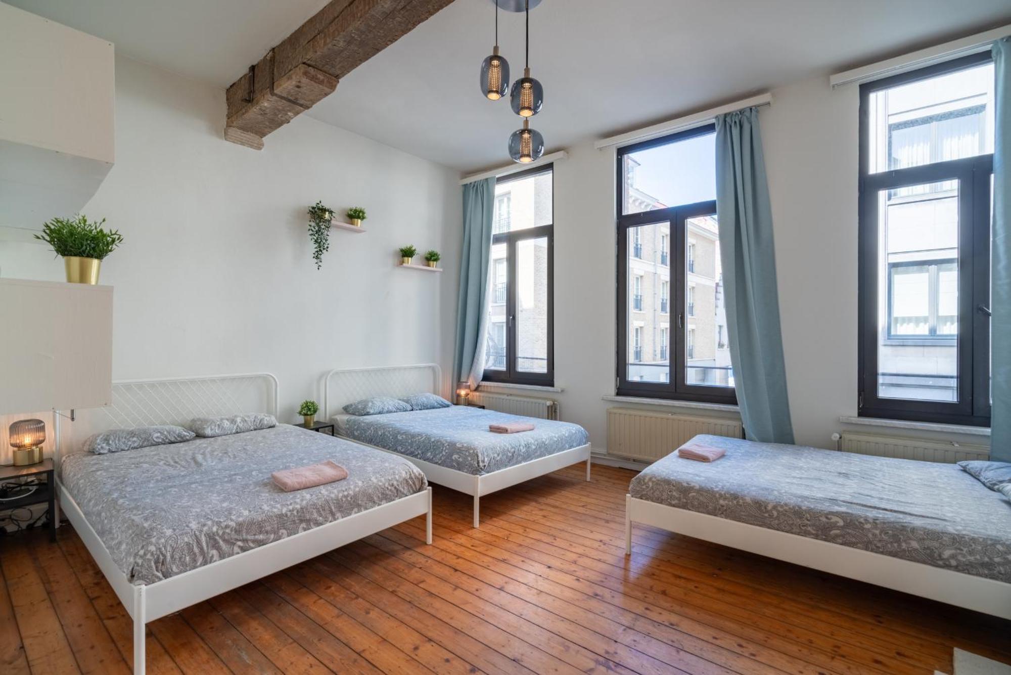 Authentic Apartments In The Center Of Anversa Esterno foto