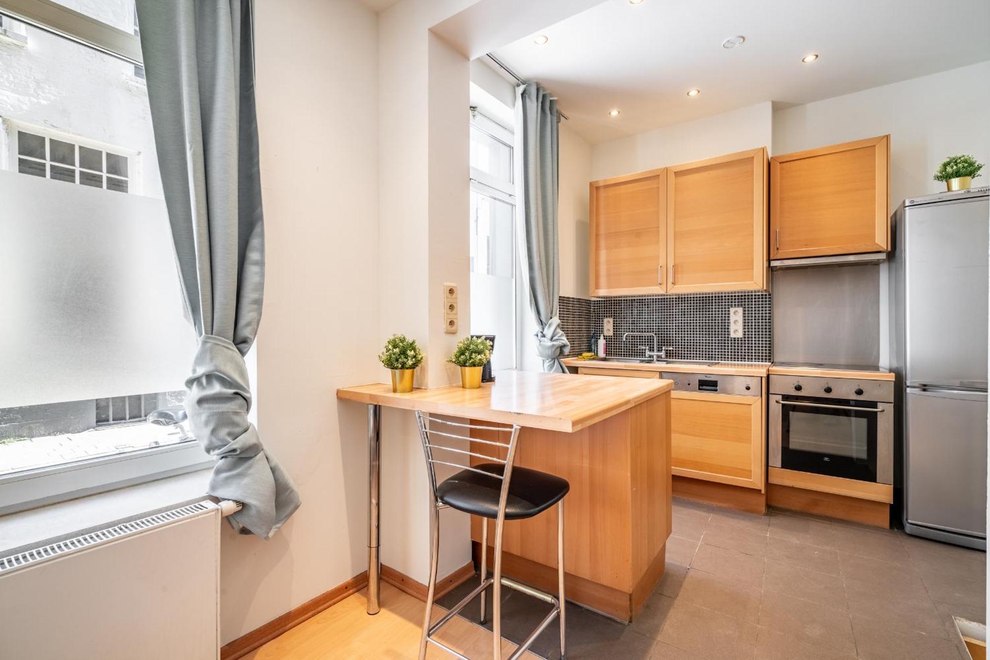 Authentic Apartments In The Center Of Anversa Esterno foto