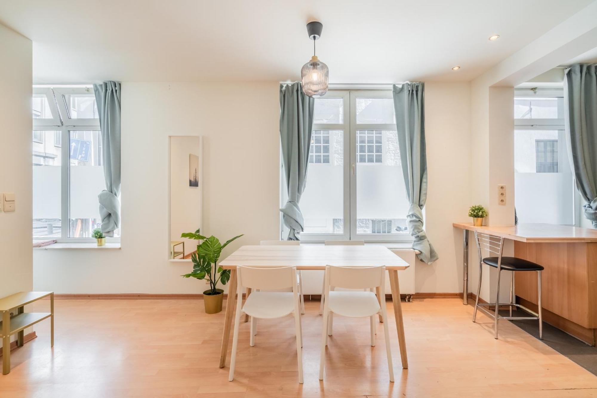 Authentic Apartments In The Center Of Anversa Esterno foto